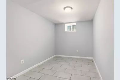 884 S 17th St, Newark, NJ 07108 - Photo 23