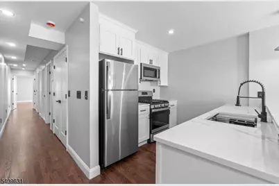 481 15th Ave #2, Newark, NJ 07103 - Photo 5