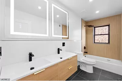 477 15th Ave #2, Newark, NJ 07103 - Photo 7