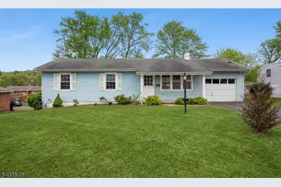 7 Maple Ave, Sussex, NJ 07461 - Photo 1