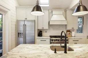 28 Hampton Rd, Cranford Township, NJ 07016 - Photo 17