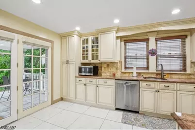 24 Willet St, Bloomfield, NJ 07003 - Photo 7