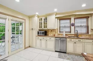 24 Willet St, Bloomfield, NJ 07003 - Photo 7