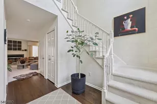 7 Coniston Ct, Wayne Twp., NJ 07470 - Photo 3