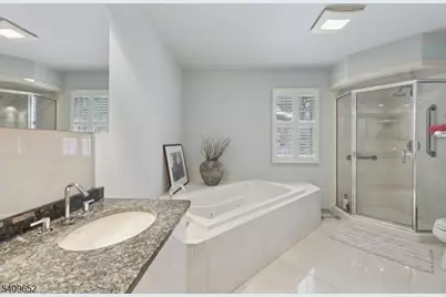 7 Coniston Ct, Wayne Twp., NJ 07470 - Photo 25