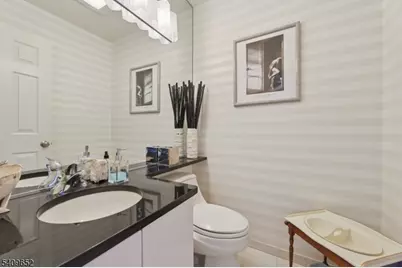 7 Coniston Ct, Wayne Twp., NJ 07470 - Photo 31