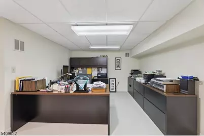 7 Coniston Ct, Wayne Twp., NJ 07470 - Photo 35