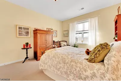 1118 Warrens Way, Wanaque, NJ 07465 - Photo 19