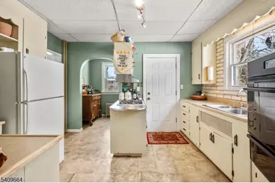 37 Van Duyn Dr, Ewing Township, NJ 08618 - Photo 17