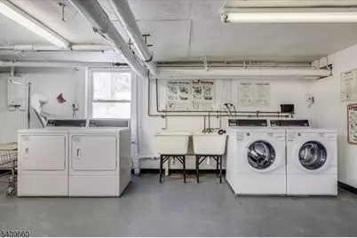 14 Wedgewood Dr, Unit #19, Verona, NJ 07044 - Photo 19