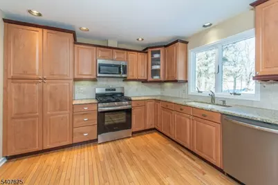 9 Hillside Rd, Mansfield Township, NJ 07840 - Photo 5