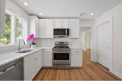 1365 Marlborough Ave, Plainfield City, NJ 07060 - Photo 17