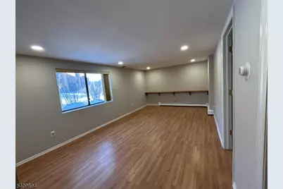 82 Fallen Timbers Trl, Rockaway Township, NJ 07866 - Photo 17