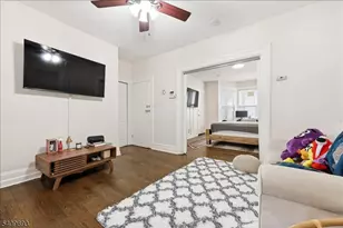 23 Cummings St, Irvington, NJ 07111 - Photo 5