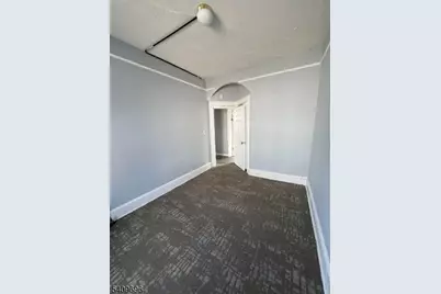 777 E 18th St U #2, Paterson, NJ 07501 - Photo 5