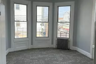 777 E 18th St U, Paterson, NJ 07501 - Photo 1