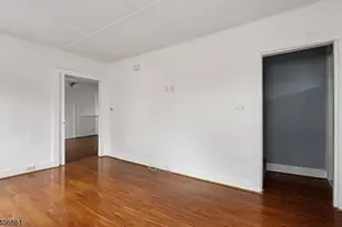 81 Grove St, Somerville, NJ 08876 - Photo 3