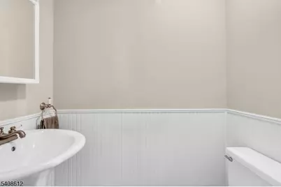 589 Mountain Ave, Bound Brook, NJ 08805 - Photo 15