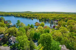 14 Overlook Dr, Denville, NJ 07834 - Photo 3