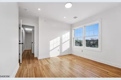 30 Woodland Ave #2, Summit, NJ 07901 - Photo 13