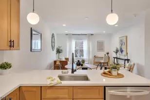 104 Encampment Ct, Montville Township, NJ 07082 - Photo 5