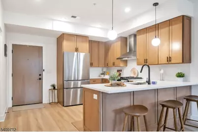 104 Encampment Ct, Montville Township, NJ 07082 - Photo 1