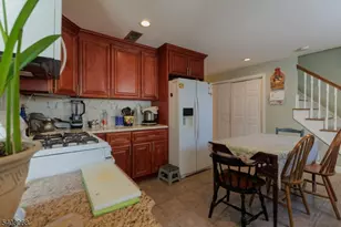 348 Cherry St, Elizabeth, NJ 07208 - Photo 9