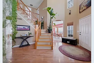 927 Timberline Dr, Jefferson Township, NJ 07849 - Photo 3