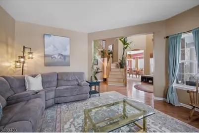 927 Timberline Dr, Jefferson Township, NJ 07849 - Photo 5