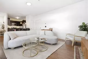 105-107 Broad Sst, Newark, NJ 07104 - Photo 1