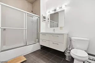 105-107 Broad Sst, Newark, NJ 07104 - Photo 9