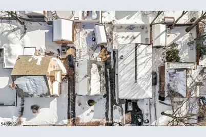 33 Beaumont Pl, Newark, NJ 07104 - Photo 17