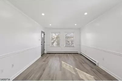 17 Holsman St, Paterson, NJ 07522 - Photo 9