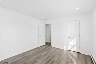 17 Holsman St, Paterson, NJ 07522 - Photo 11