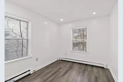 17 Holsman St, Paterson, NJ 07522 - Photo 13