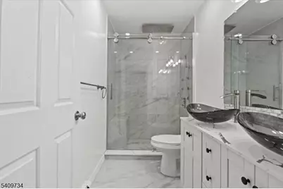 17 Holsman St, Paterson, NJ 07522 - Photo 17