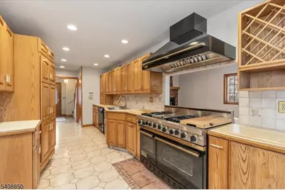 207 Belvidere Ave, Fanwood, NJ 07023 - Photo 9