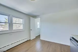 432 Rosetta Pl, Union Township, NJ 07083 - Photo 9