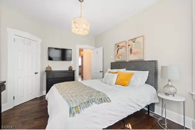 33-35 Mapes Ave #2, Newark, NJ 07112 - Photo 9