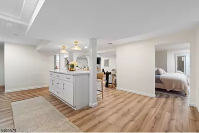 33-35 Mapes Ave #2, Newark, NJ 07112 - Photo 17