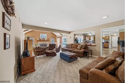 4 Santina Court, Lawrence Township, NJ 08648 - Photo 7