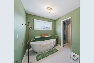 4 Santina Court, Lawrence Township, NJ 08648 - Photo 29