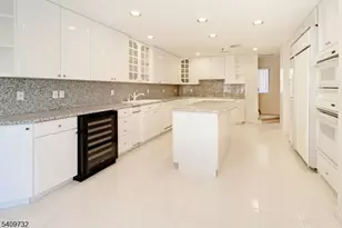 30 Paris Cir, West Orange Township, NJ 07052 - Photo 13