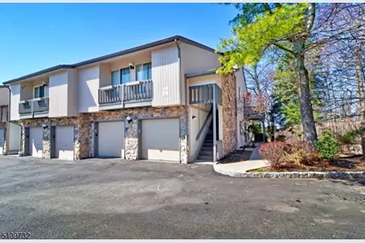 30 Paris Cir, West Orange Township, NJ 07052 - Photo 3