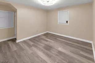 2604 Parkway Ave, Linden, NJ 07036 - Photo 9