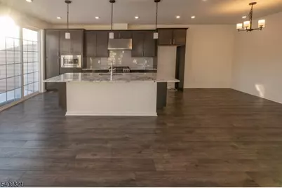 601 Charleston Dr, Monroe Township, NJ 08831 - Photo 7