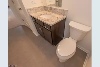 601 Charleston Dr, Monroe Township, NJ 08831 - Photo 37