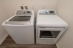 601 Charleston Dr, Monroe Township, NJ 08831 - Photo 39