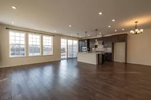 601 Charleston Dr, Monroe Township, NJ 08831 - Photo 3