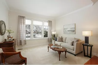 64 Bedford Dr, Montgomery Township, NJ 08558 - Photo 7